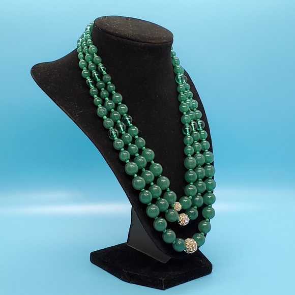 Dark green faux pearl beads triple strand clear rhinestone detail elegant - Picture 5 of 7